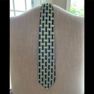 Via Vai Rare Italian Basketweave 100% Silk Tie